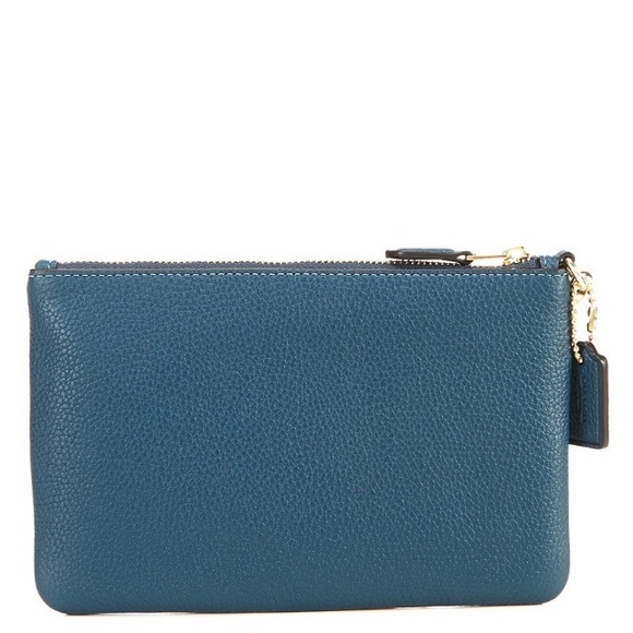 NWT Coach Pebble Leather Small Wristlet